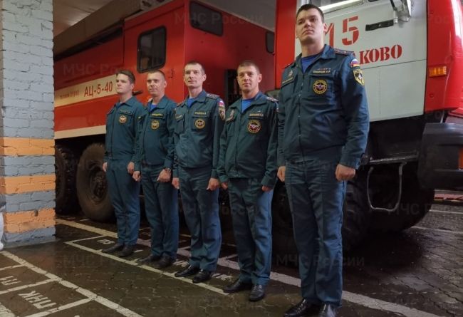 Конаковские пожарные спасли женщину и ее соседа из задымленной квартиры Конаковские пожарные спасли женщину и ее соседа из задымленной квартиры