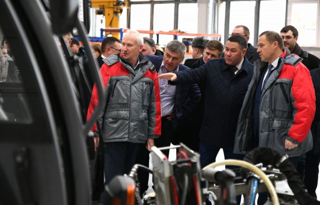 Губернатор Игорь Руденя посетил «Тверской экскаватор»