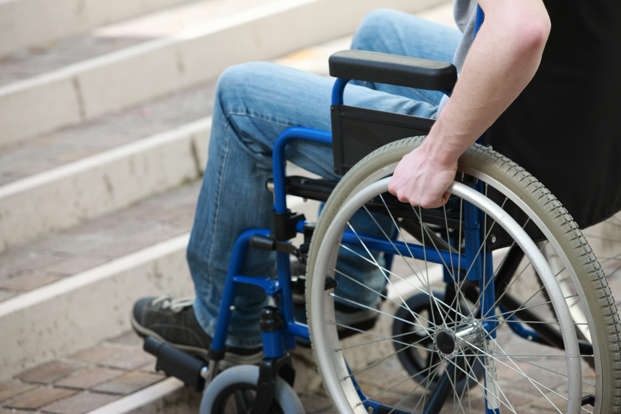 Бессрочная инвалидность 2024. Инвалид. Человек в инвалидной коляске. • • Кресло-коляска для инвалидов-колясочников. Коляска для инвалидов.