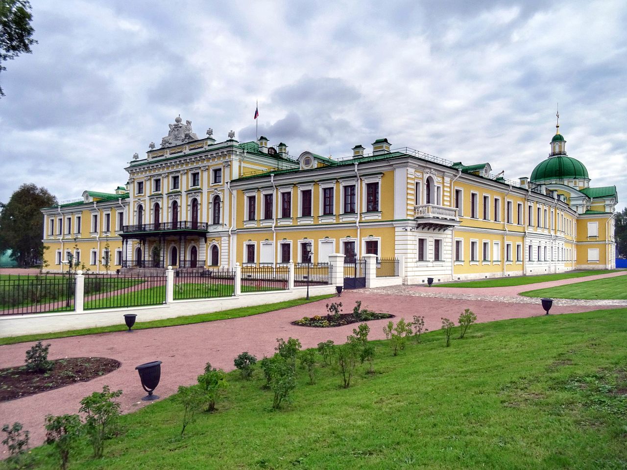В Тверском императорском дворце открылась выставка к 150-летию со дня рождения художника Аркадия Александровича Рылова В Тверском императорском дворце открылась выставка к 150-летию со дня рождения художника Аркадия Александровича Рылова