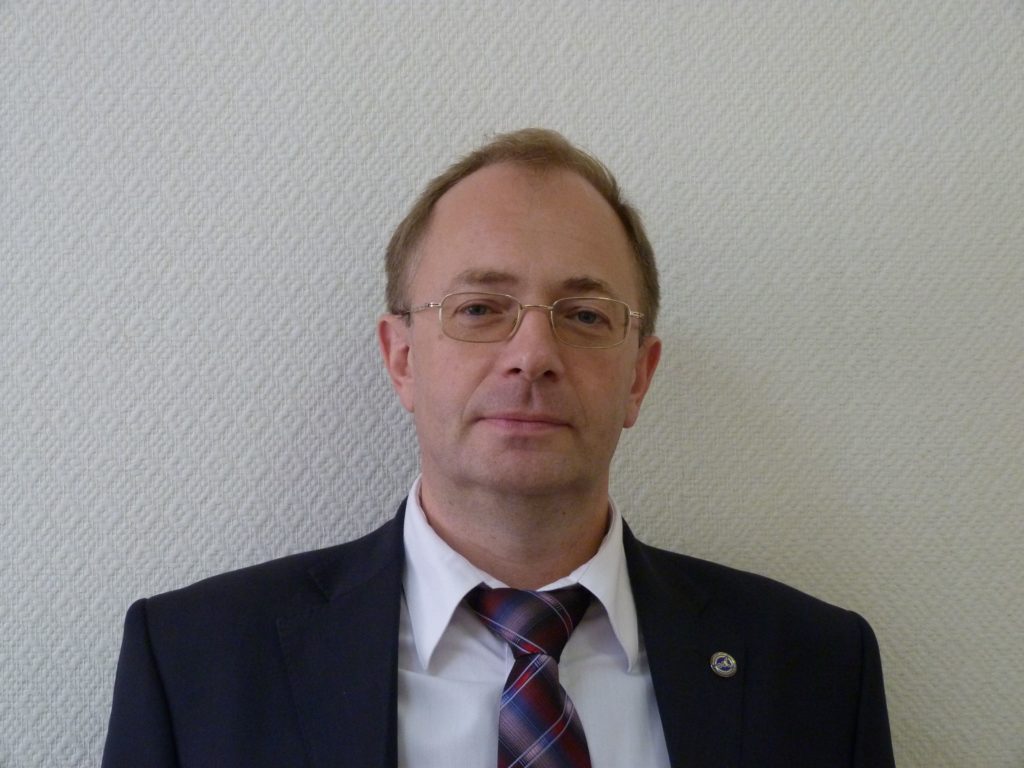 Владислав Шориков: сочетать стимулирование с принуждением