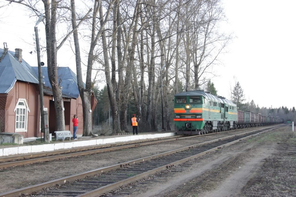 В Тверской области могут закрыть две станции заповедной железнодорожной линии