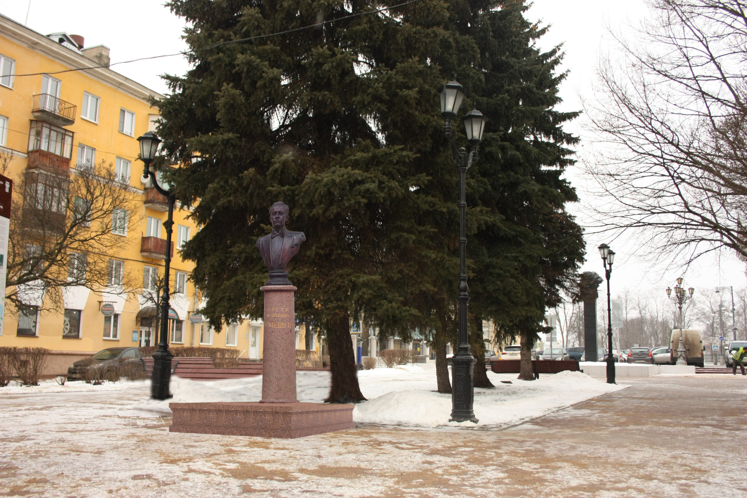 Жители Твери предложили перенести бюст Лемешеву на Театральную площадь Жители Твери предложили перенести бюст Лемешеву на Театральную площадь