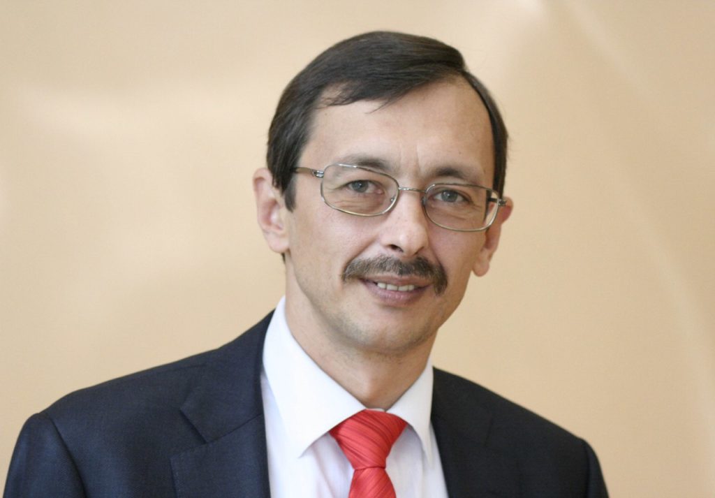 Олег Дубов: Приучать детей к высоким технологиям нужно с малого возраста Олег Дубов: Приучать детей к высоким технологиям нужно с малого возраста