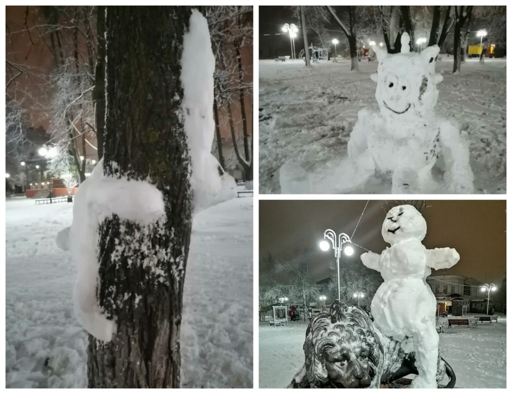 В Тверской области слепили забавных снеговиков