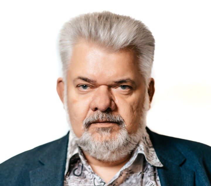 Владислав Толстов: Консолидация электросетевых активов – завершение еще одной истории из «лихих 90-х» Владислав Толстов: Консолидация электросетевых активов – завершение еще одной истории из «лихих 90-х»