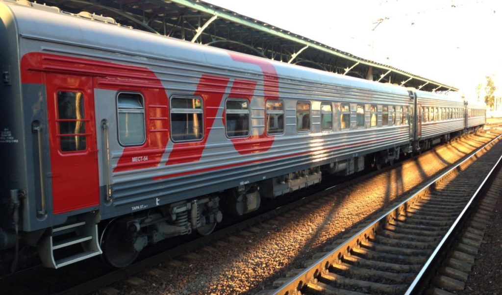 Из-за коронавируса жителям Тверской области станет сложнее добраться до Питера и Москвы