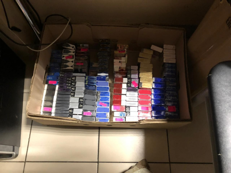 В Тверской области нашли кафе с контрафактными сигаретами и алкоголем