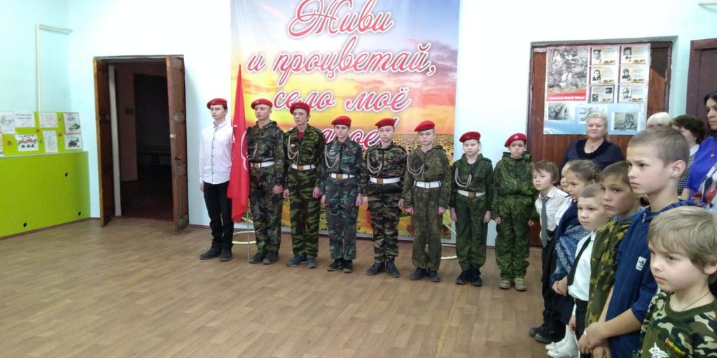 Хлебом и солью встречали в Лихославльском районе гостей из Карелии