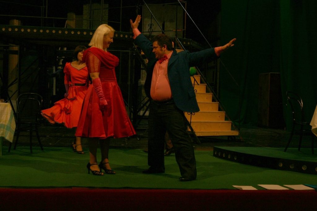 Премьера в Твери: Юнкор "Тверьлайф" поговорила с актёрами нового спектакля "Осторожно! Любовь" Премьера в Твери: Юнкор "Тверьлайф" поговорила с актёрами нового спектакля "Осторожно! Любовь"