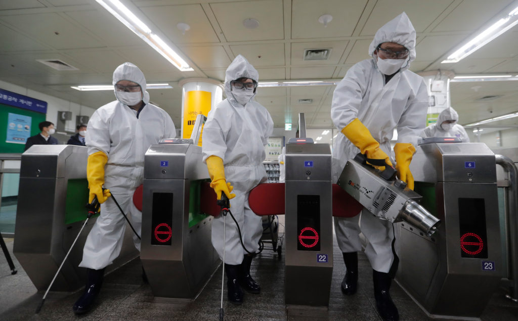 Министерство Здравоохранения рассказало о симптомах коронавируса Министерство Здравоохранения рассказало о симптомах коронавируса