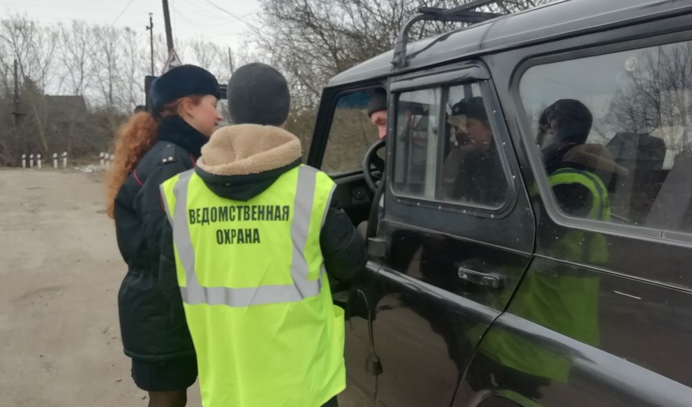 В Бологое отряд ЮИД помогал провести профилактическую акцию на дороге В Бологое отряд ЮИД помогал провести профилактическую акцию на дороге
