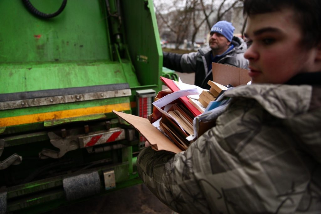 Тверские школьники собирают макулатуру, чтобы снять фильм о родном крае