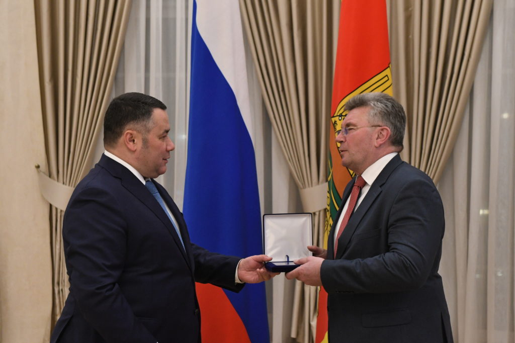 Андрей Белоцерковский получил знак Губернатора «Во благо земли Тверской»