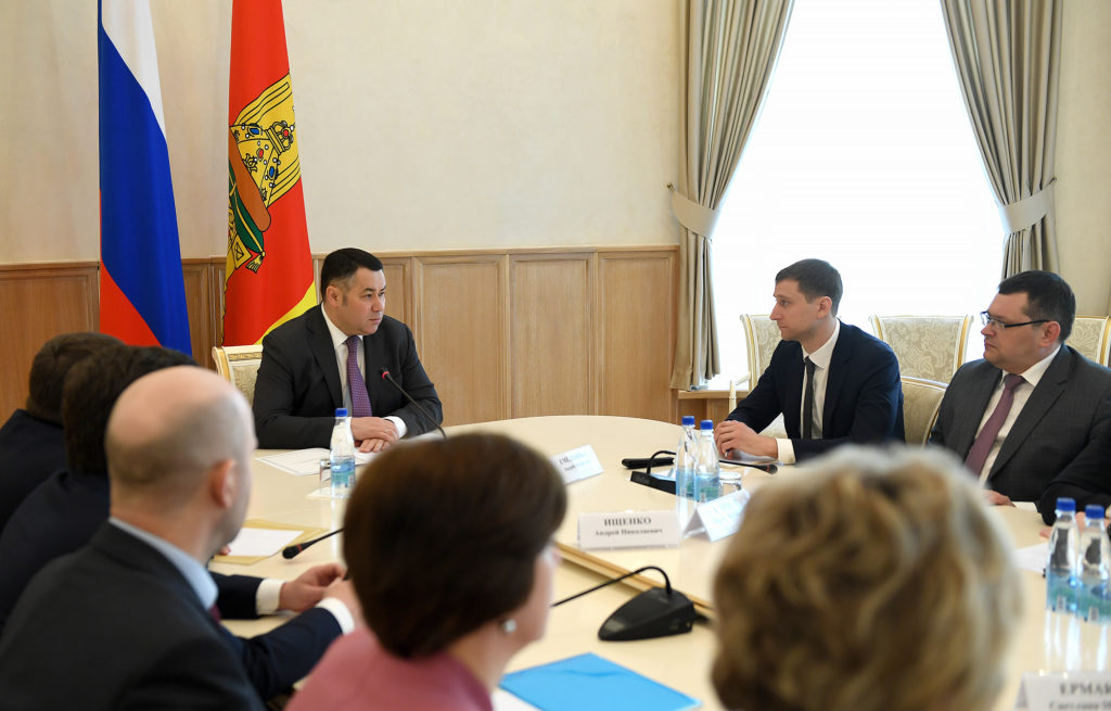 Игорь Руденя представил нового заместителя председателя правительства Тверской области Игорь Руденя представил нового заместителя председателя правительства Тверской области