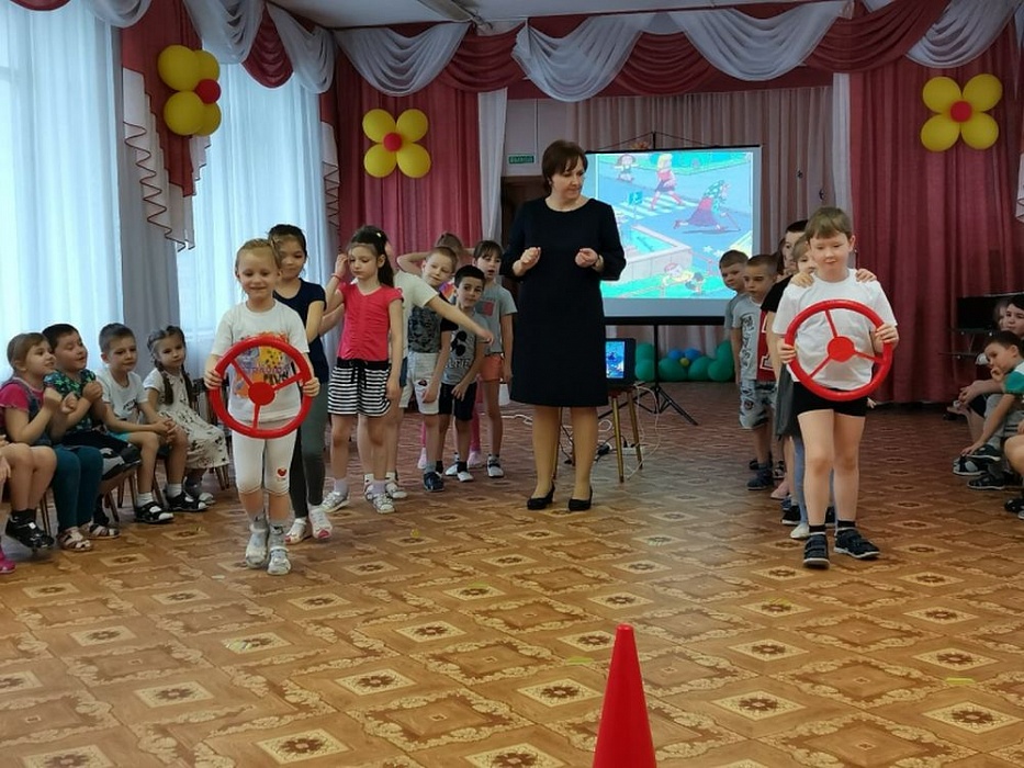 В Конаково дошколята изучили Правила дорожного движения В Конаково дошколята изучили Правила дорожного движения