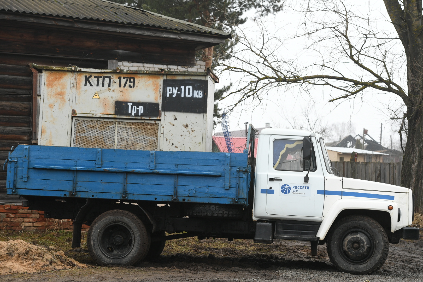 В Тверской области проинспектировали выполненные работы по реконструкции бесхозяйной подстанции