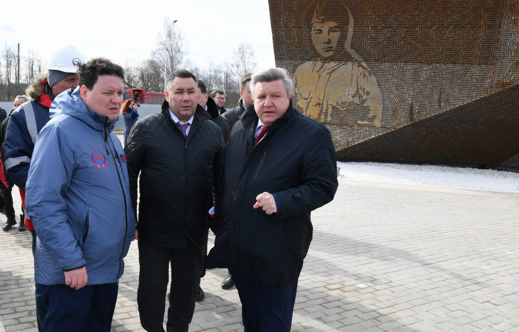 Игорь Руденя проинспектировал ход работ по строительству Ржевского мемориала Советскому солдату