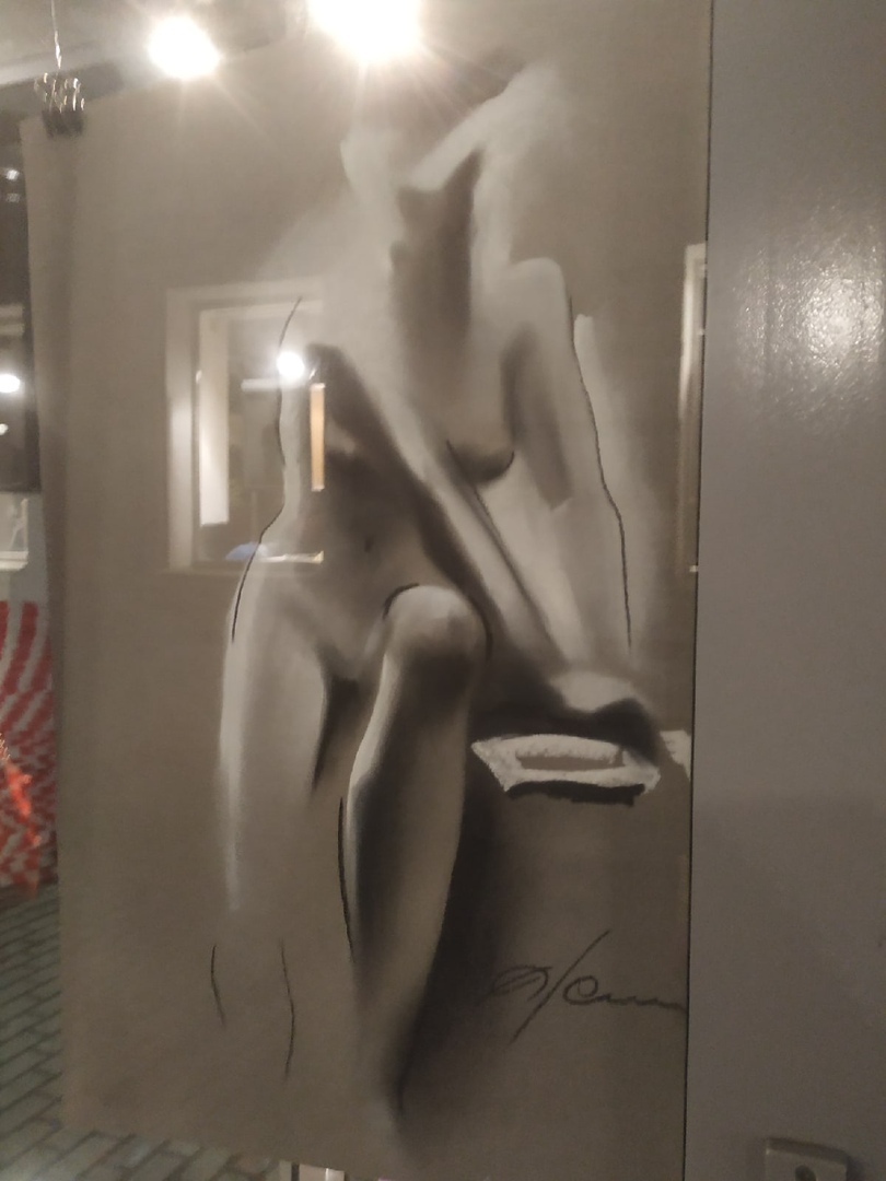 В необычный арт-объект превратили площадку перед бутиком в Твери