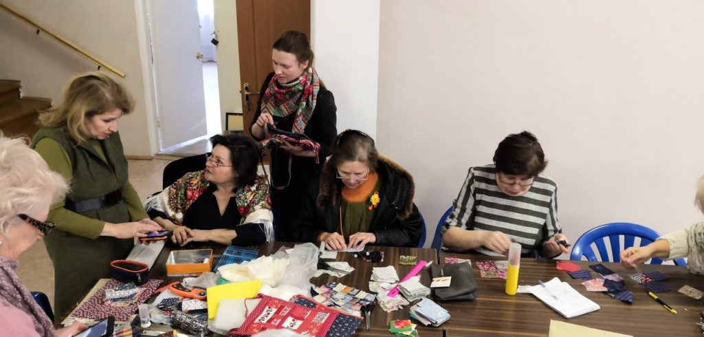 В Тверской области из художественной галереи все ушли с новыми сумками