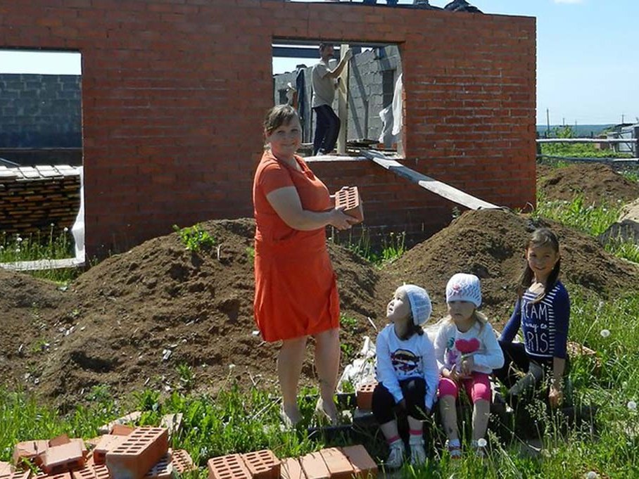 Жители Тверской области могут потратить материнский капитал на дачу