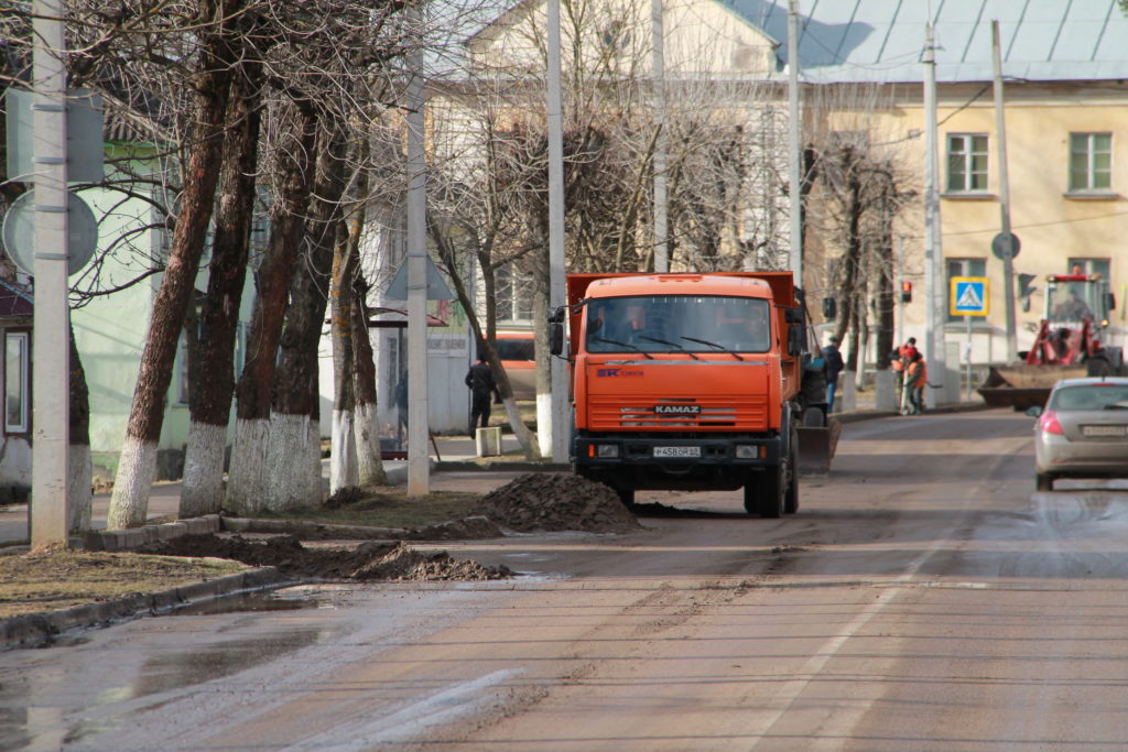 Весенняя уборка началась в Нелидово