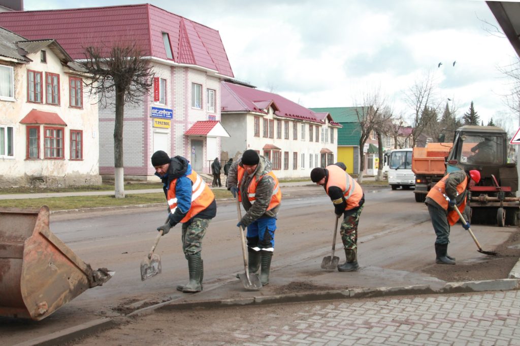 Весенняя уборка началась в Нелидово