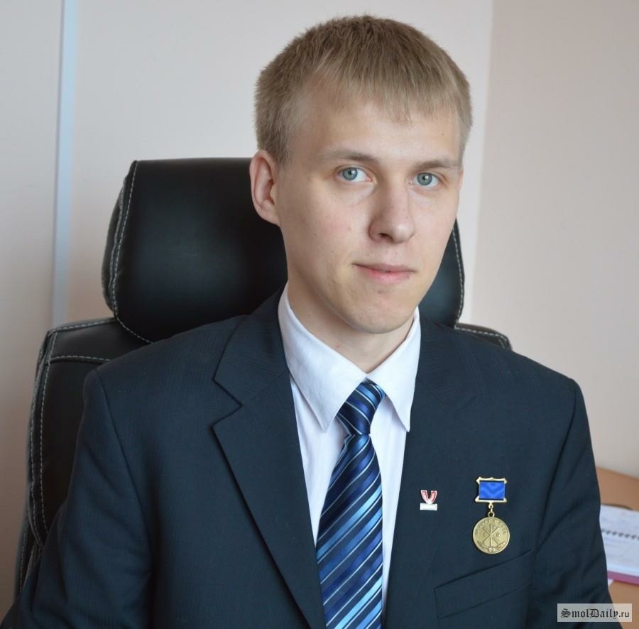 Николай Романенко: Цель соцконтракта – повысить уровень жизни малообеспеченных семей Николай Романенко: Цель соцконтракта – повысить уровень жизни малообеспеченных семей