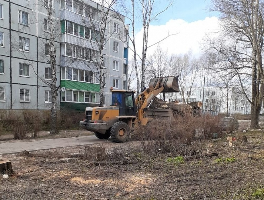 В Вышнем Волочке делают генеральную уборку В Вышнем Волочке делают генеральную уборку