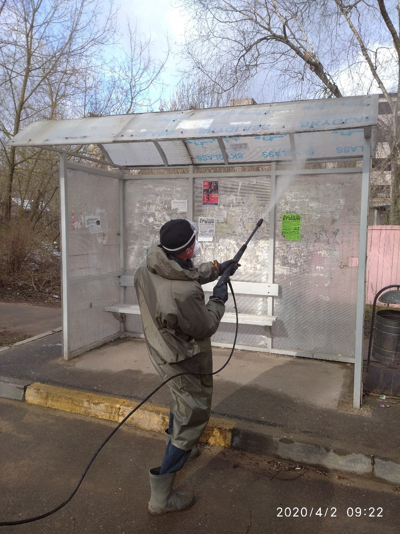 В Тверской области обрабатывают антисептиками остановки В Тверской области обрабатывают антисептиками остановки