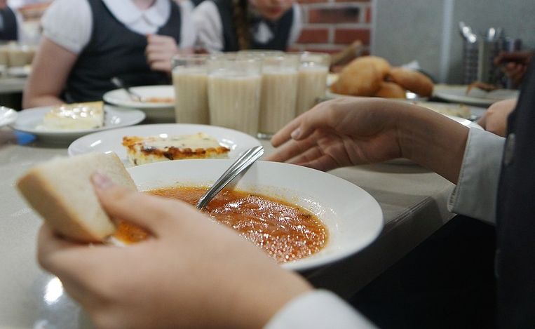В Тверской области будет запущена специальная программа по выдаче продуктов школьникам В Тверской области будет запущена специальная программа по выдаче продуктов школьникам