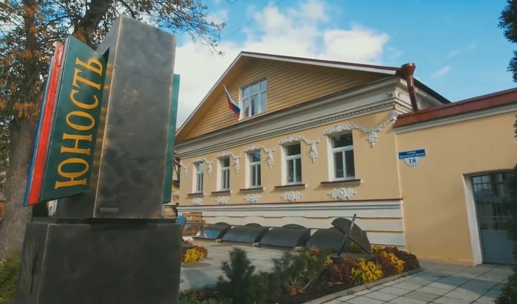 Дом поэзии Андрея Дементьева в Твери приглашает на виртуальную экскурсию Дом поэзии Андрея Дементьева в Твери приглашает на виртуальную экскурсию