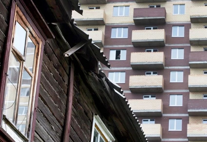 За шесть лет из аварийного жилья переселят более 5100 жителей Тверской области За шесть лет из аварийного жилья переселят более 5100 жителей Тверской области