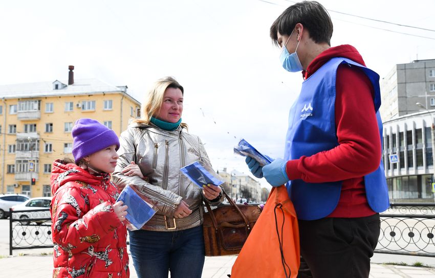 В Тверской области начали бесплатно раздавать защитные маски