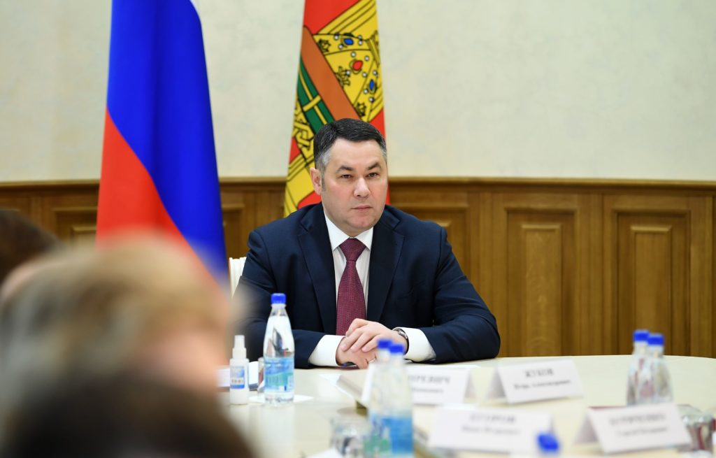 Игорь Руденя провел оперативное совещание по предупреждению завоза и распространения коронавируса