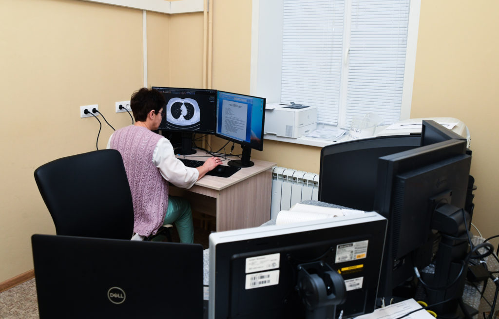 В больницы Тверской области поставят современные томографы