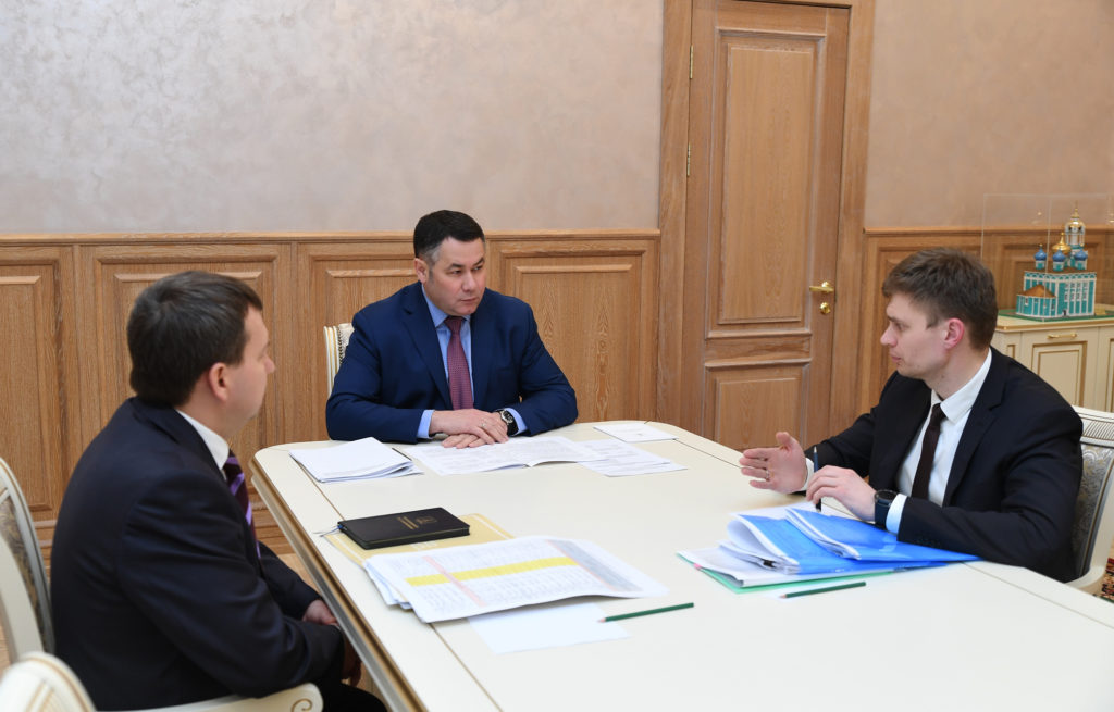 Игорь Руденя поручил поддержать системообразующие предприятия Тверской области