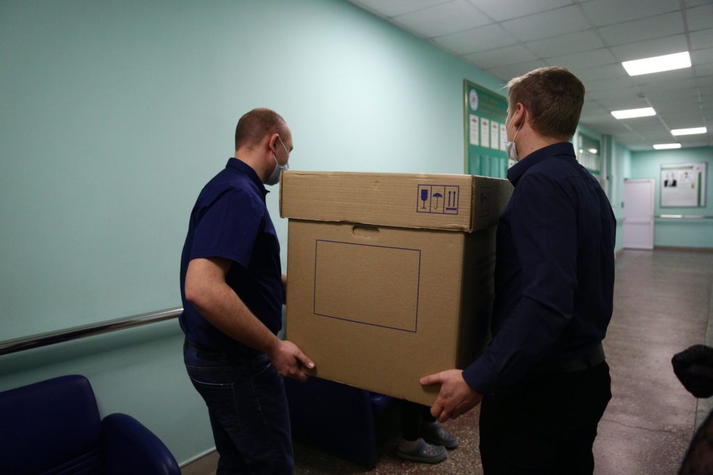 Тверские больницы запасаются аппаратами ИВЛ