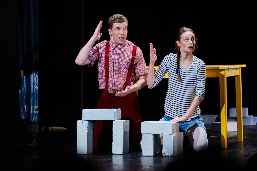 Юных театралов Твери ждет встреча с режиссером спектакля «Вафельное сердце» Юных театралов Твери ждет встреча с режиссером спектакля «Вафельное сердце»