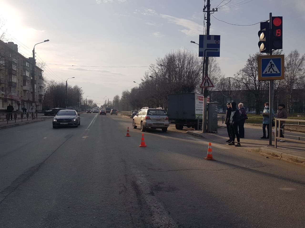 В Твери водитель сбил молодую женщину В Твери водитель сбил молодую женщину
