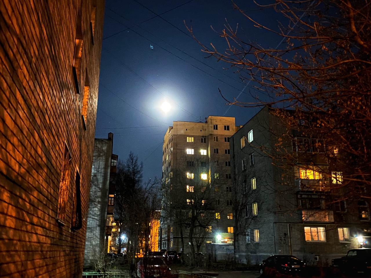 Жители Тверской области делятся фотографиями суперлуния