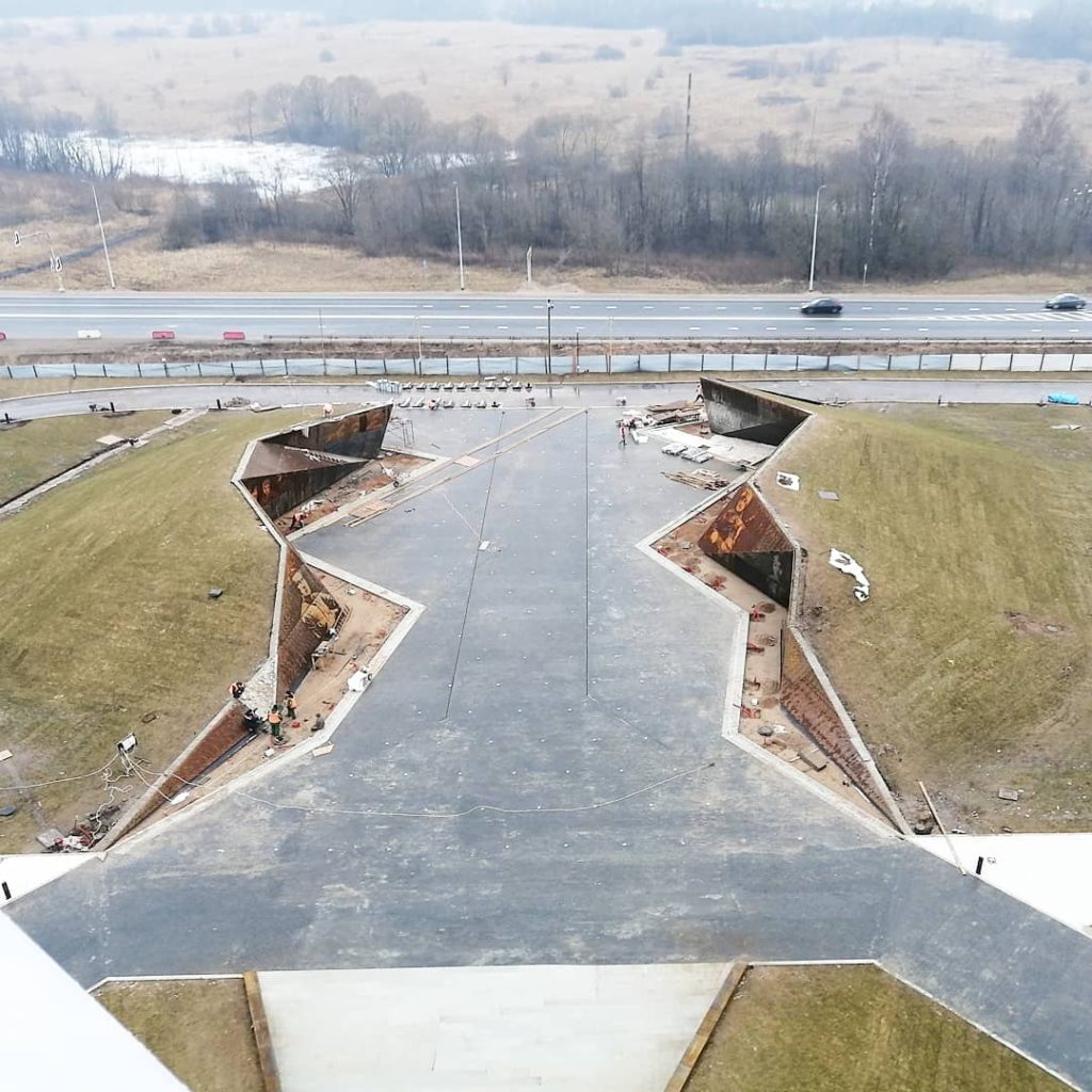 Скульптор Ржевского мемориала поделился свежими фотографиями монумента в Тверской области