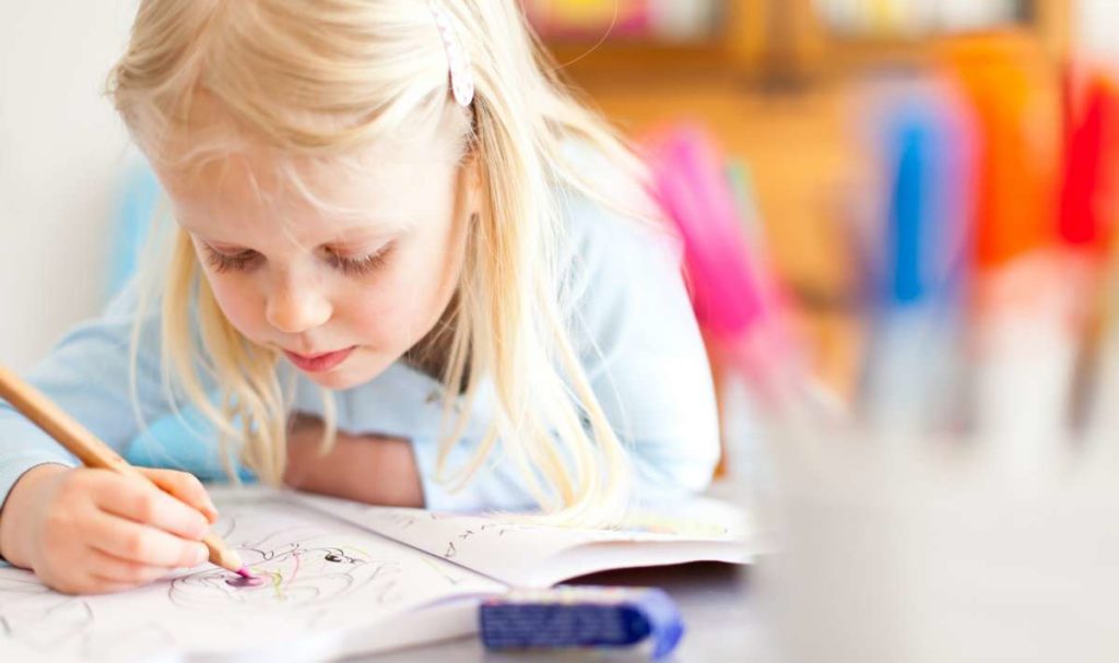 Тверскую детвору приглашают нарисовать «Лето без ДТП!» Тверскую детвору приглашают нарисовать «Лето без ДТП!»