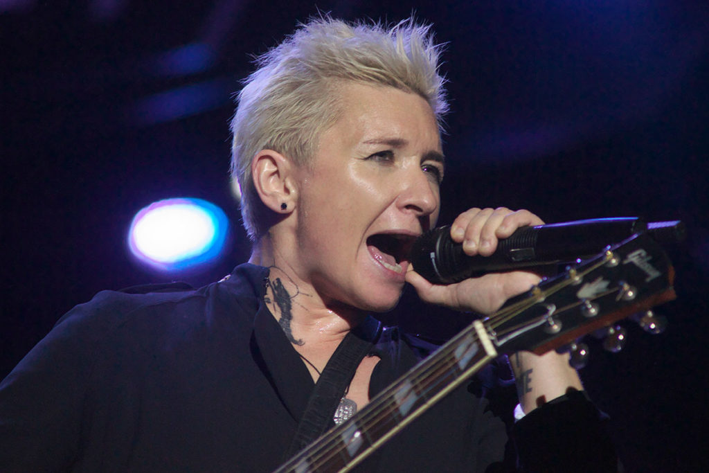 Диана Арбенина даст онлайн-концерт 24 апреля Диана Арбенина даст онлайн-концерт 24 апреля