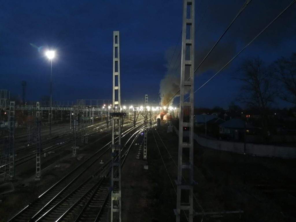Горящий вагон в Твери попал на видео