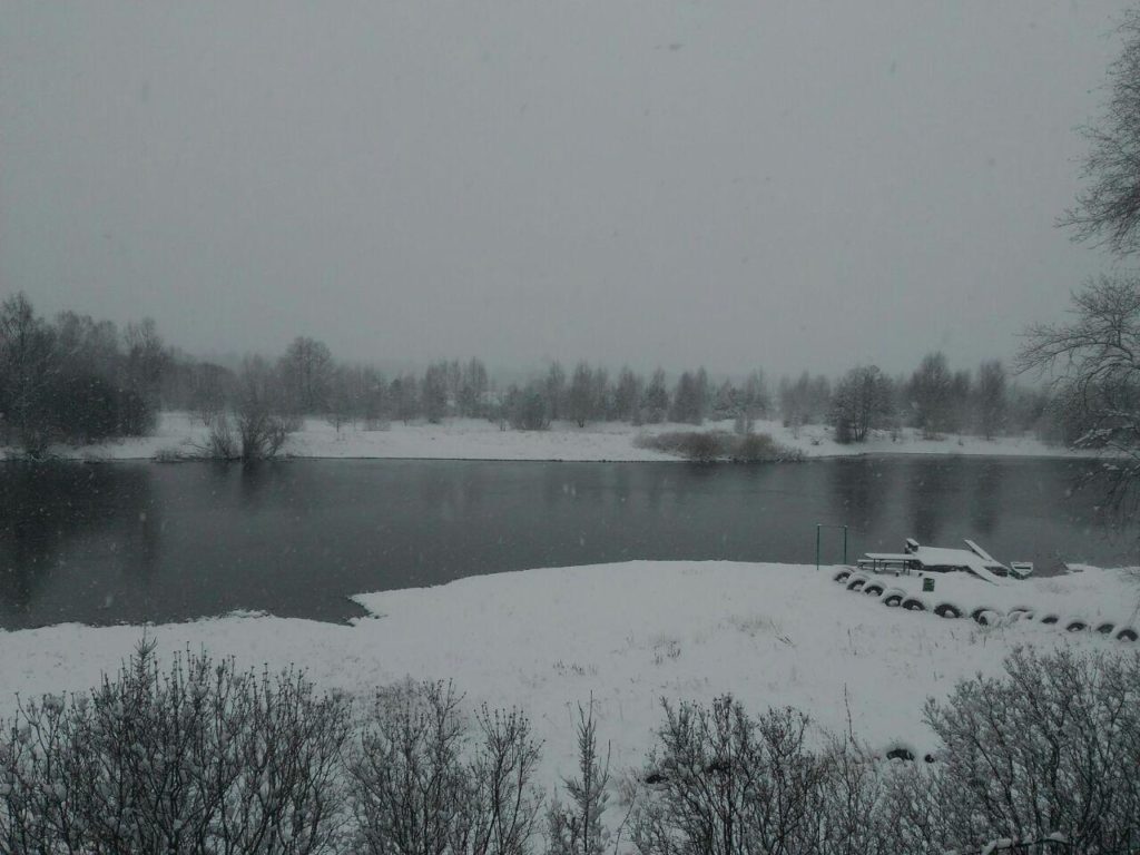 В Тверской области выпал красивый снег