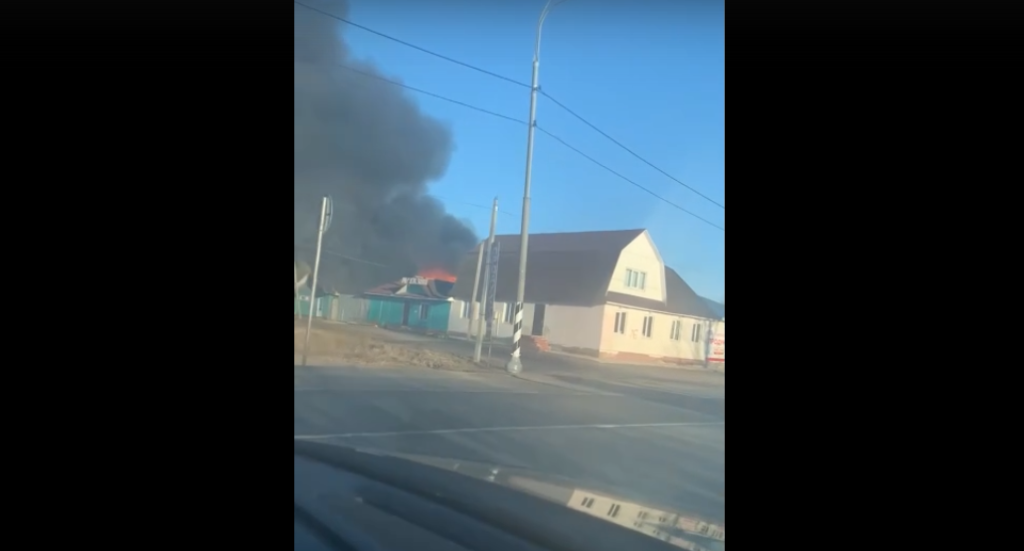 Появилось видео с пожара на комбинированном хоздворе Тверской области Появилось видео с пожара на комбинированном хоздворе Тверской области