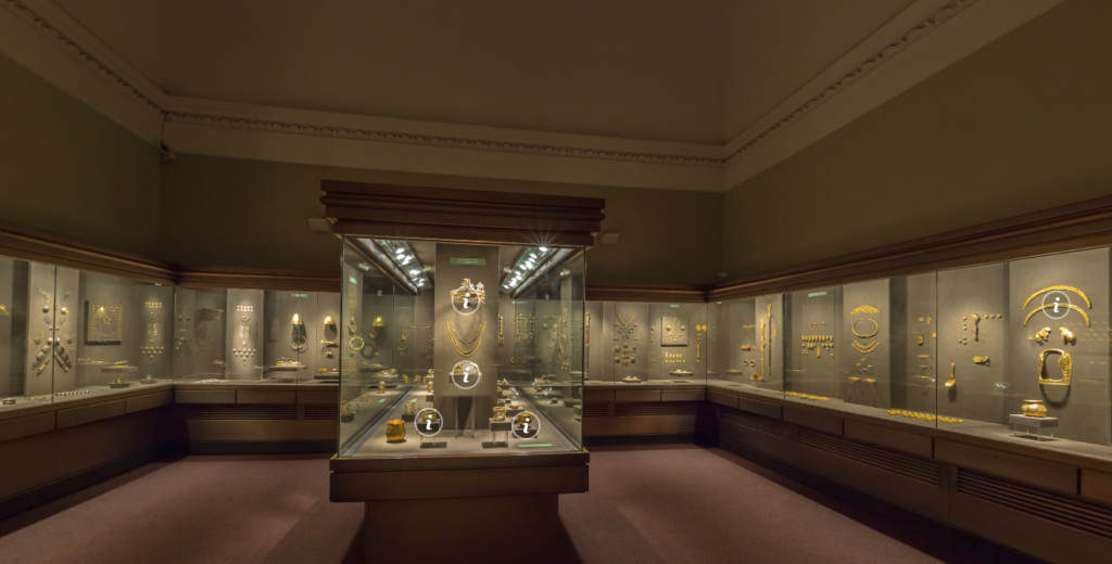 Лувр, МКС, Эрмитаж: подборка ссылок для виртуальных путешествий