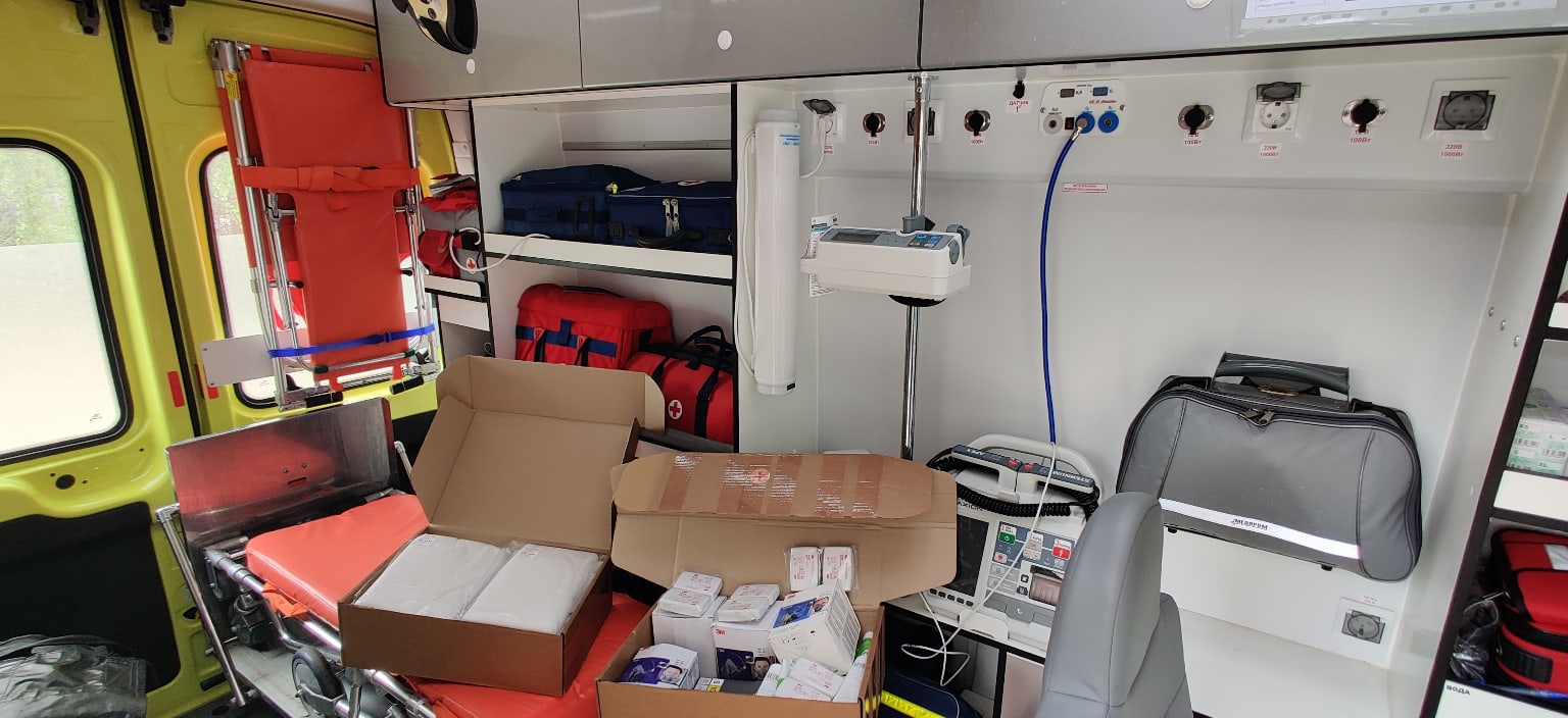 Добровольцы прислали врачам Тверской области костюмы биозащиты