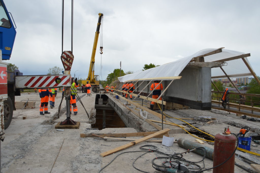 Названы новые сроки открытия Крупского моста в Твери